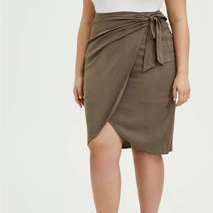 Torrid Dark Taupe Woven Wrap Pencil Skirt, 18